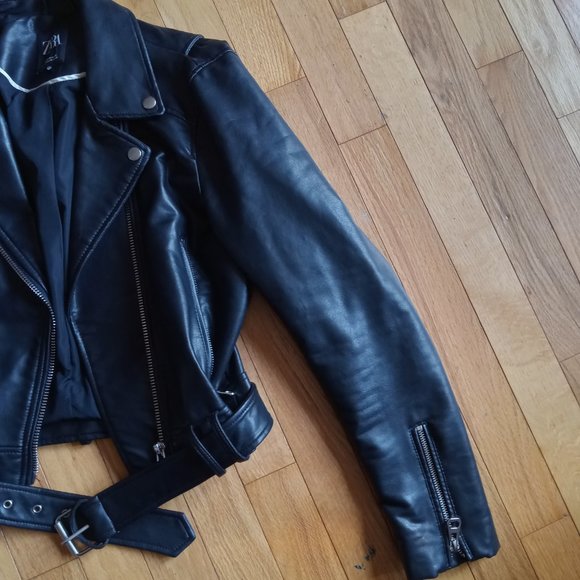 Leather jacket - Picture 3 of 4